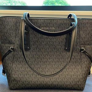 Michael Kors tote